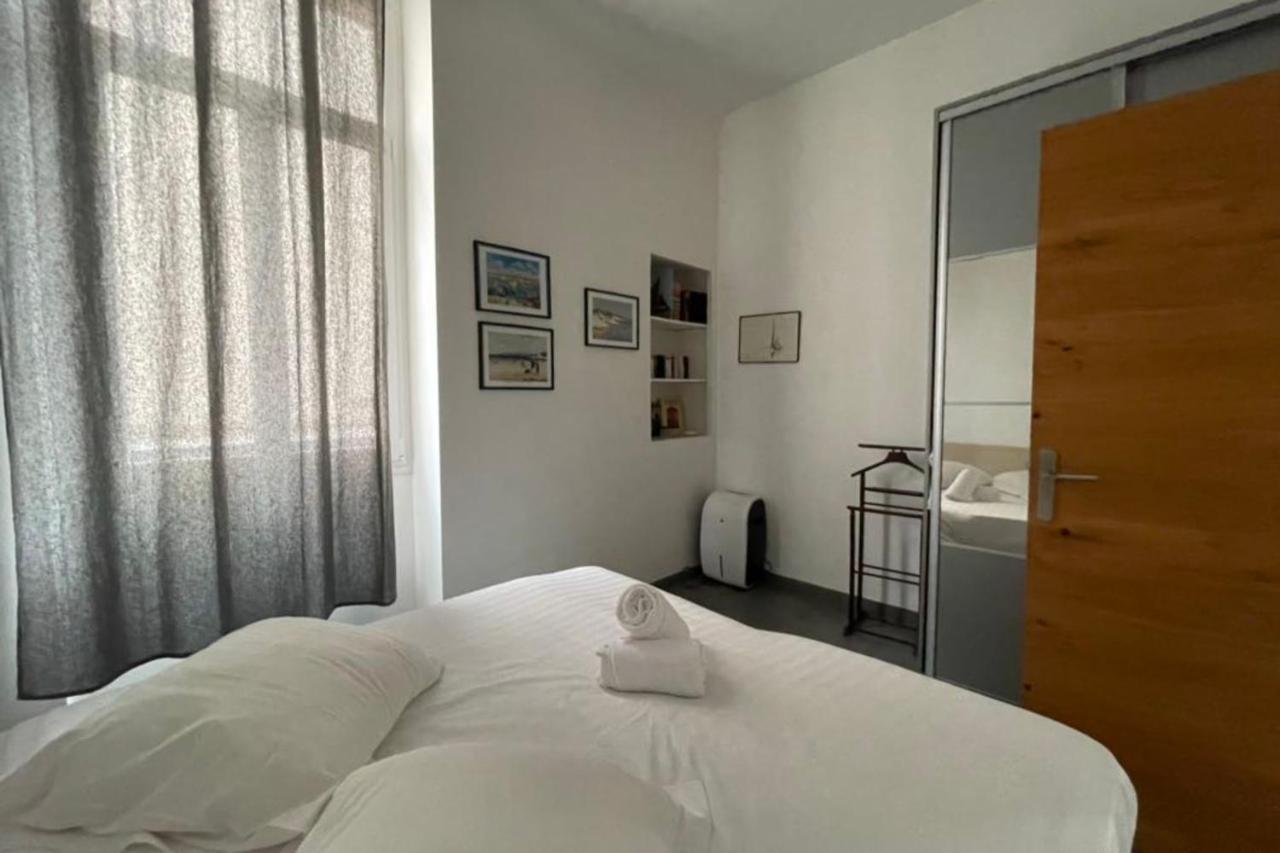 Charming Apartment In The Old Port Marseille Eksteriør billede